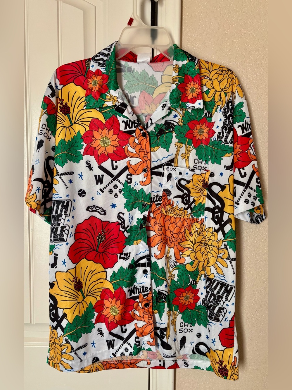 Chicago White Sox  Floral South Side Style Short Sleeve Shirt Beggars Pizza S-M